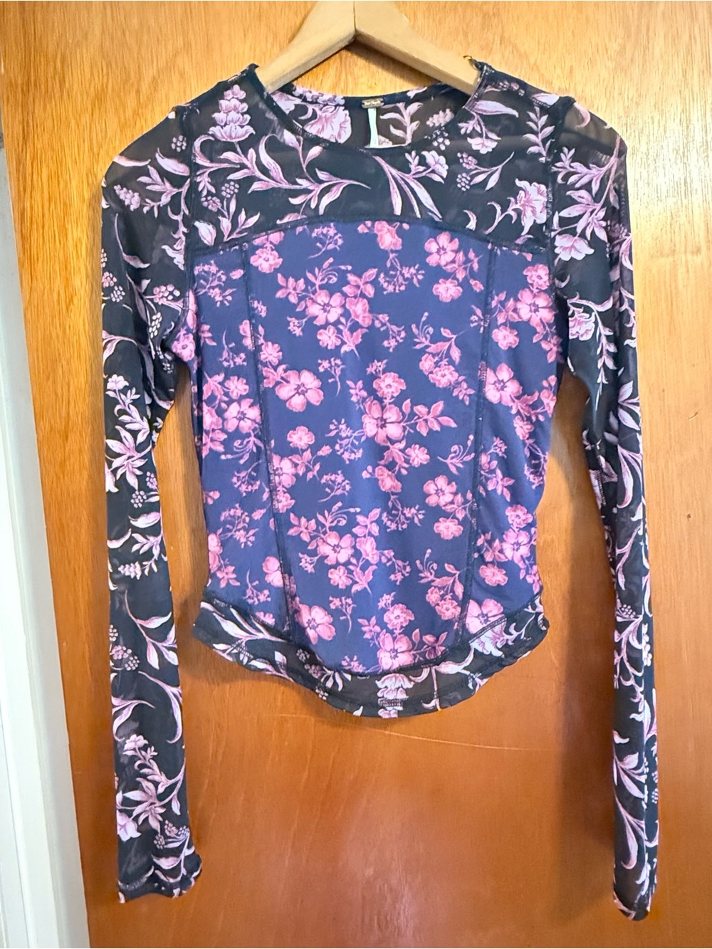 Free People betty’s garden top Women's Floral Long-Sleeve Top - Purple/Pink